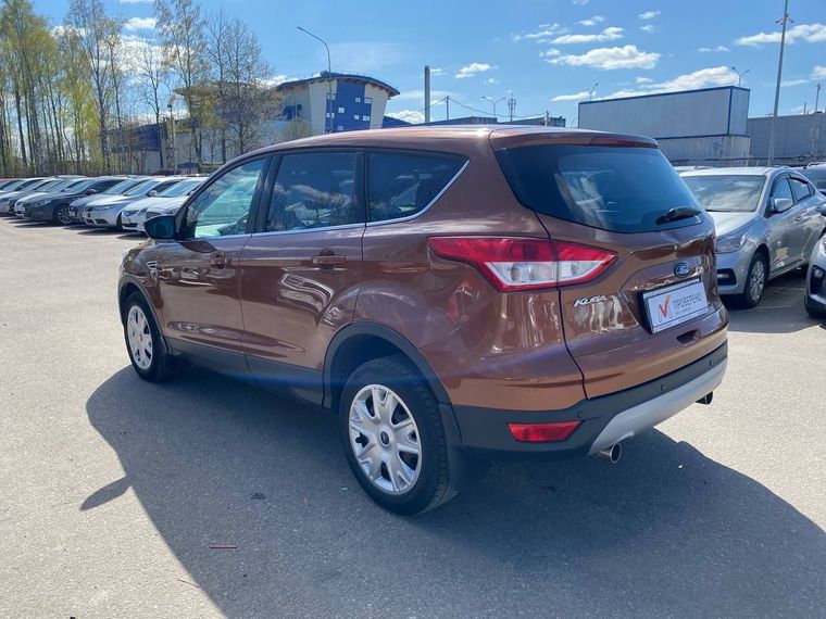Ford Kuga 2015 года, 231 904 км - вид 6