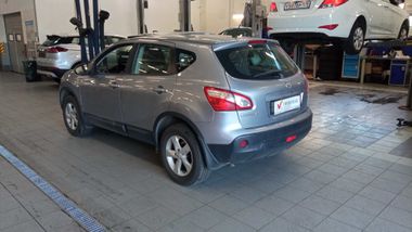 Nissan Qashqai 2011 года, 130 168 км - вид 4