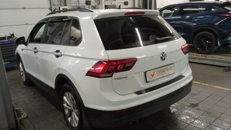 Volkswagen Tiguan 2017 года, 135 000 км - вид 4 Volkswagen Tiguan 2017 года, 135 000 км - вид 4