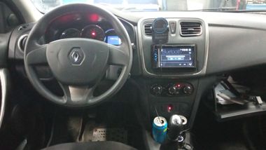 Renault Logan 2018 года, 114 111 км - вид 5