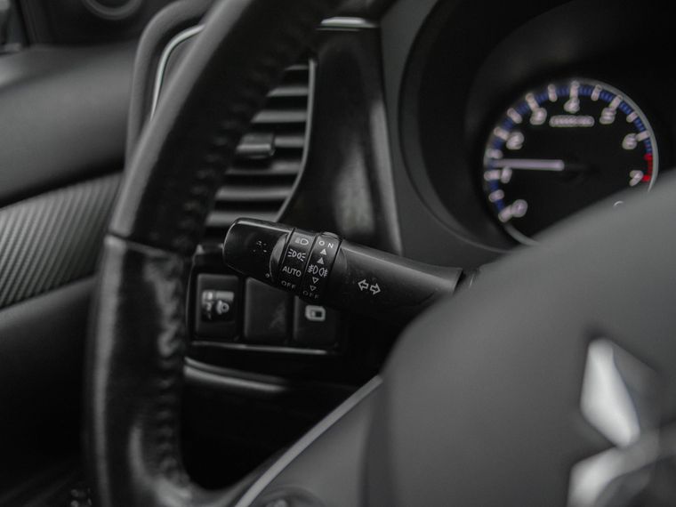 Mitsubishi Outlander 2018 года, 100 731 км - вид 6