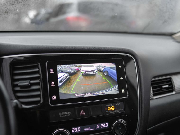 Mitsubishi Outlander 2018 года, 100 731 км - вид 10