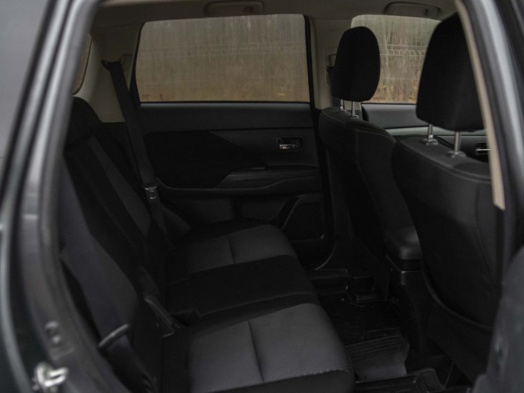 Mitsubishi Outlander 2018 года, 100 731 км - вид 14