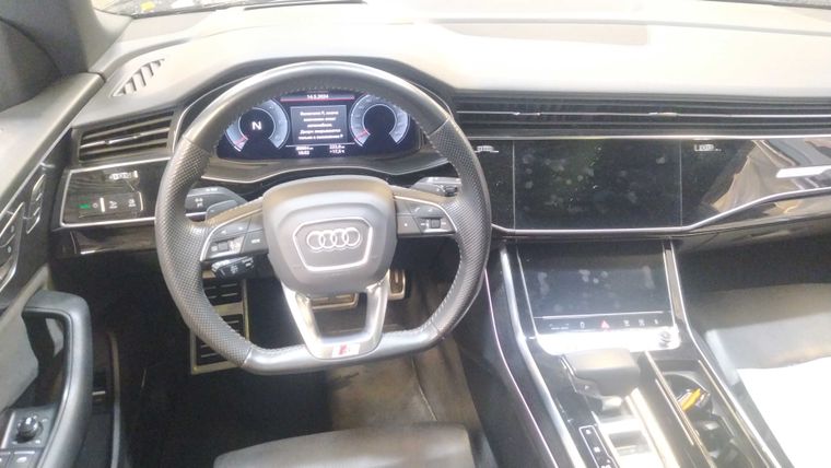 Audi Q8 2018 года, 89 864 км - вид 5
