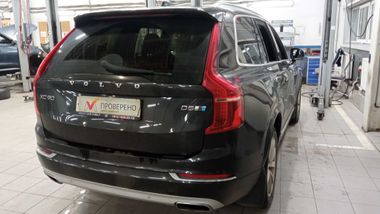 Volvo XC90 2015 года, 156 603 км - вид 3