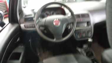 FIAT Punto 2010 года, 118 613 км - вид 5