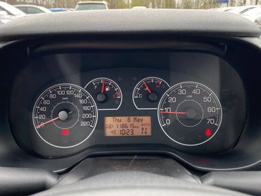 FIAT Punto 2010 года, 118 613 км - вид 8