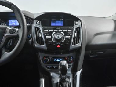 Ford Focus 2011 года, 193 639 км - вид 10