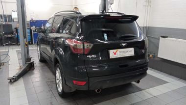 Ford Kuga 2017 года, 129 942 км - вид 4