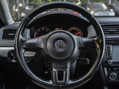 Volkswagen Jetta 2013 года, 267 071 км - вид 7