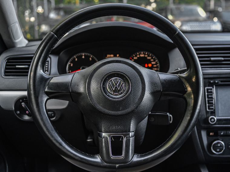Volkswagen Jetta 2013 года, 267 071 км - вид 7