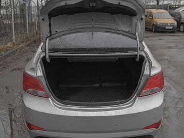 Hyundai Solaris 2016 года, 186 000 км - вид 12