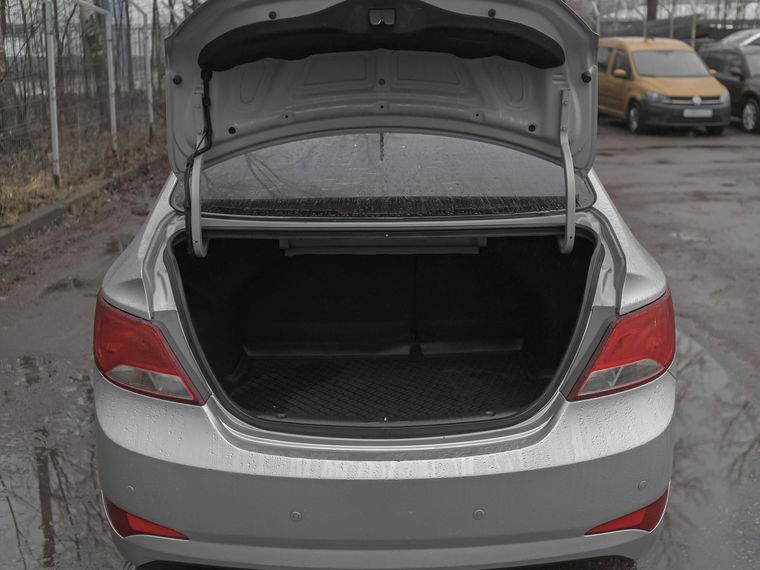 Hyundai Solaris 2016 года, 186 000 км - вид 12