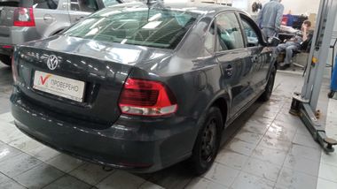 Volkswagen Polo 2017 года, 107 796 км - вид 3