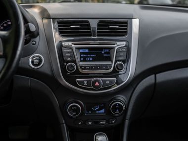 Hyundai Solaris 2016 года, 114 291 км - вид 8