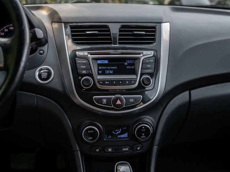 Hyundai Solaris 2016 года, 114 291 км - вид 8