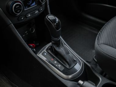 Hyundai Solaris 2016 года, 114 291 км - вид 9
