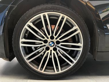 BMW 5 серия 2019 года, 71 965 км - вид 28