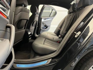 BMW 5 серия 2019 года, 71 965 км - вид 20