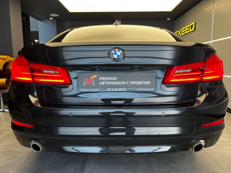 BMW 5 серия 2019 года, 71 965 км - вид 6