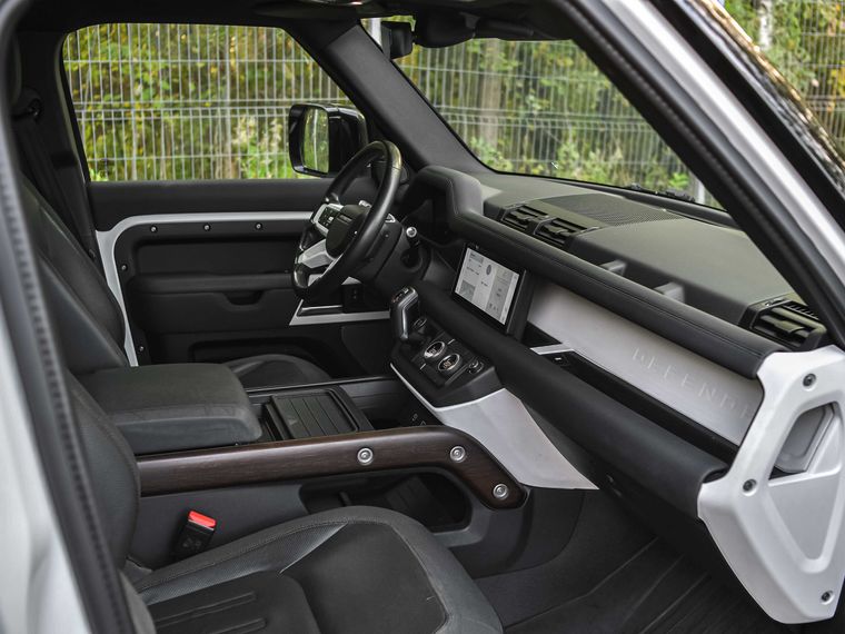 Land Rover Defender 2020 года, 104 185 км - вид 15