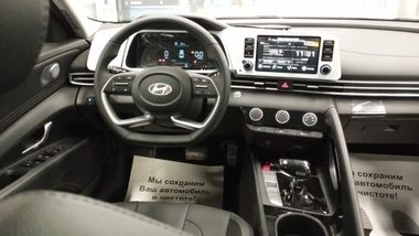 Hyundai Elantra 2023 года, 28 км - вид 5