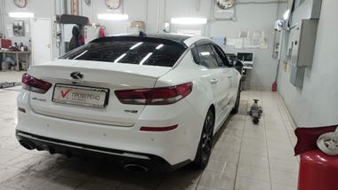 Kia Optima 2019 года, 120 000 км - вид 3