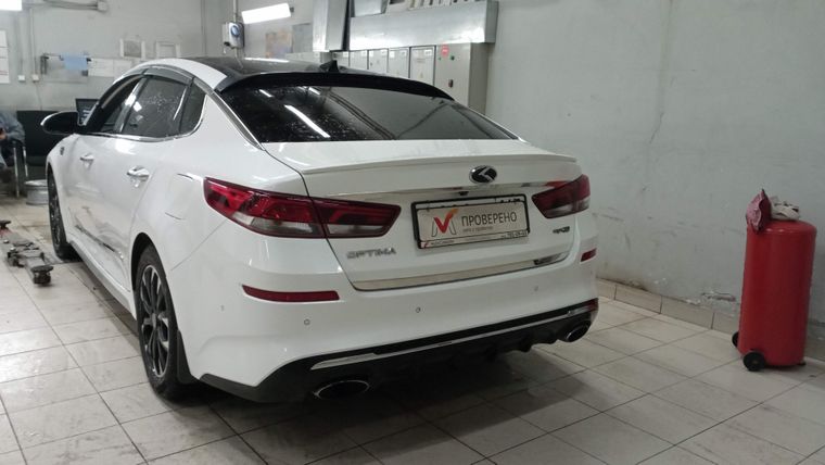 Kia Optima 2019 года, 120 000 км - вид 4