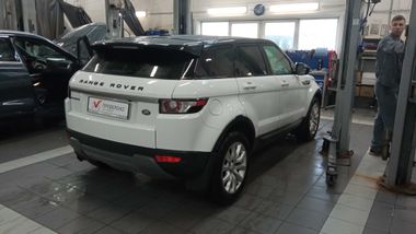 Land Rover Range Rover Evoque 2014 года, 100 949 км - вид 3