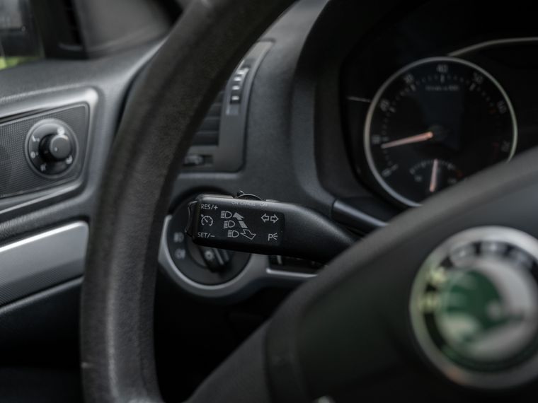 Skoda Octavia 2009 года, 284 975 км - вид 6