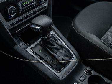 Skoda Octavia 2009 года, 284 975 км - вид 9
