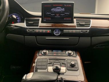 Audi A8 2011 года, 175 009 км - вид 10