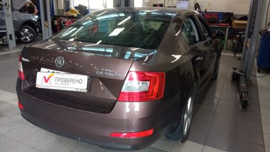 Skoda Octavia 2014 года, 202 429 км - вид 3