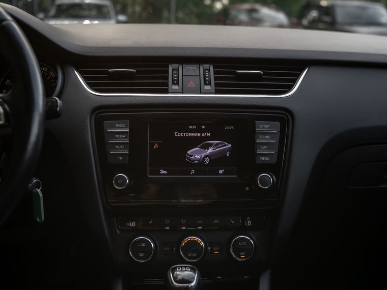Skoda Octavia 2014 года, 202 429 км - вид 8