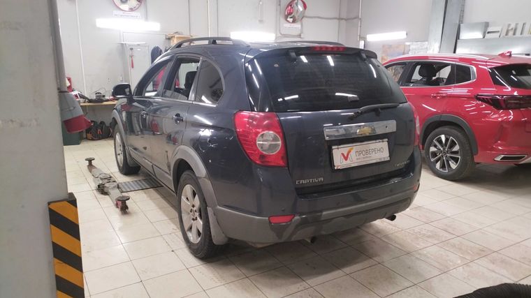 Chevrolet Captiva 2008 года, 245 000 км - вид 4