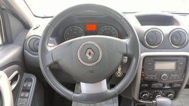 Renault Duster 2014 года, 103 000 км - вид 9