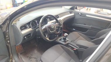 Skoda Superb 2012 года, 153 455 км - вид 5