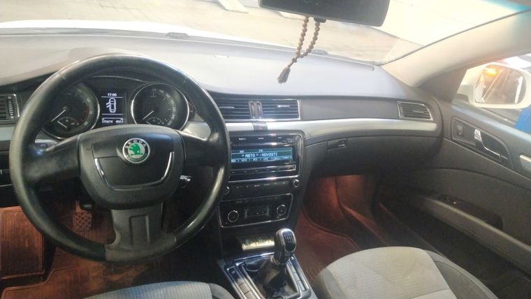 Skoda Superb 2009 года, 375 674 км - вид 5