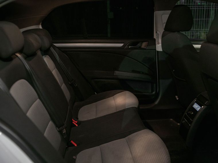 Skoda Superb 2009 года, 375 674 км - вид 10