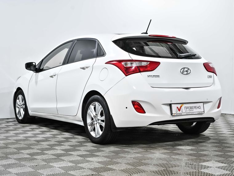 Hyundai i30 2012 года, 68 175 км - вид 6