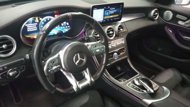 Mercedes-Benz C-класс AMG 2018 года, 98 363 км - вид 5