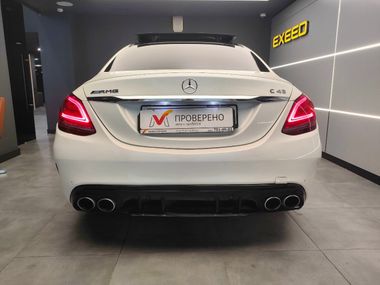 Mercedes-Benz C-класс AMG 2018 года, 98 363 км - вид 5