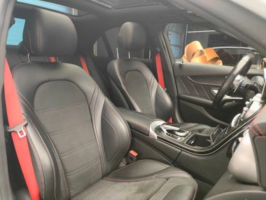 Mercedes-Benz C-класс AMG 2018 года, 98 363 км - вид 23
