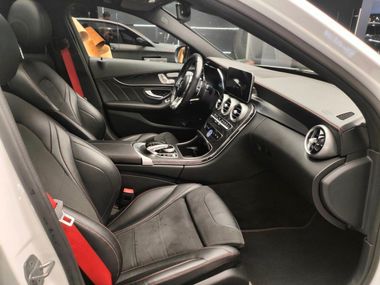 Mercedes-Benz C-класс AMG 2018 года, 98 363 км - вид 22
