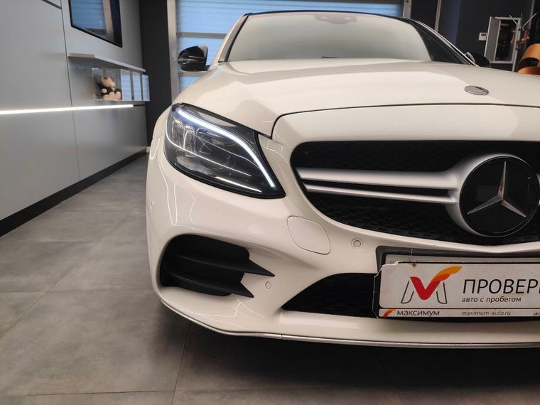 Mercedes-Benz C-класс AMG 2018 года, 98 363 км - вид 26