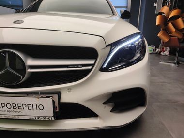 Mercedes-Benz C-класс AMG 2018 года, 98 363 км - вид 27