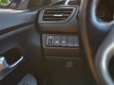 Kia Rio 2015 года, 223 089 км - вид 9