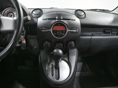 Mazda 2 2008 года, 154 133 км - вид 10