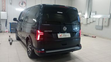 Volkswagen Multivan 2020 года, 59 046 км - вид 4