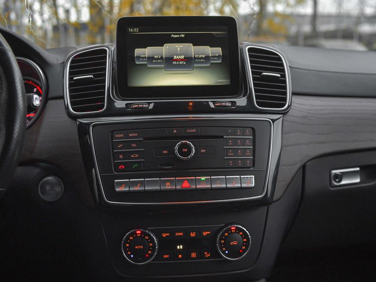 Mercedes-Benz GLE-класс Coupe 2016 года, 259 525 км - вид 9